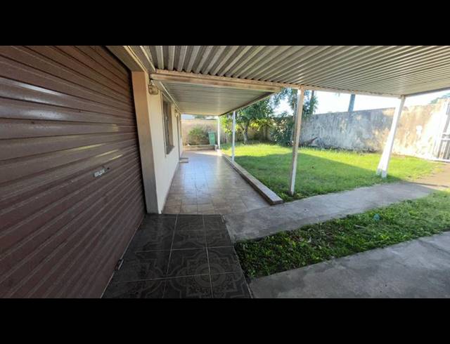 5 BEDROOM HOUSE FOR SALE IN ESIKHAWINI J